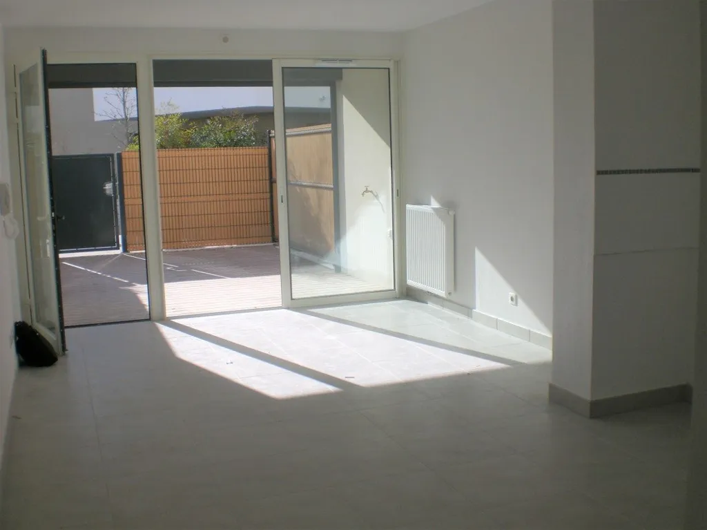 Séjour - Appartement T2 avec Terrasse à Juvignac