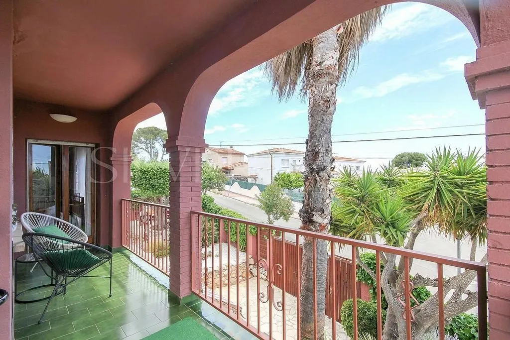 Balcon - Chalet with Pool and Terrace in El Rectoret, Cunit