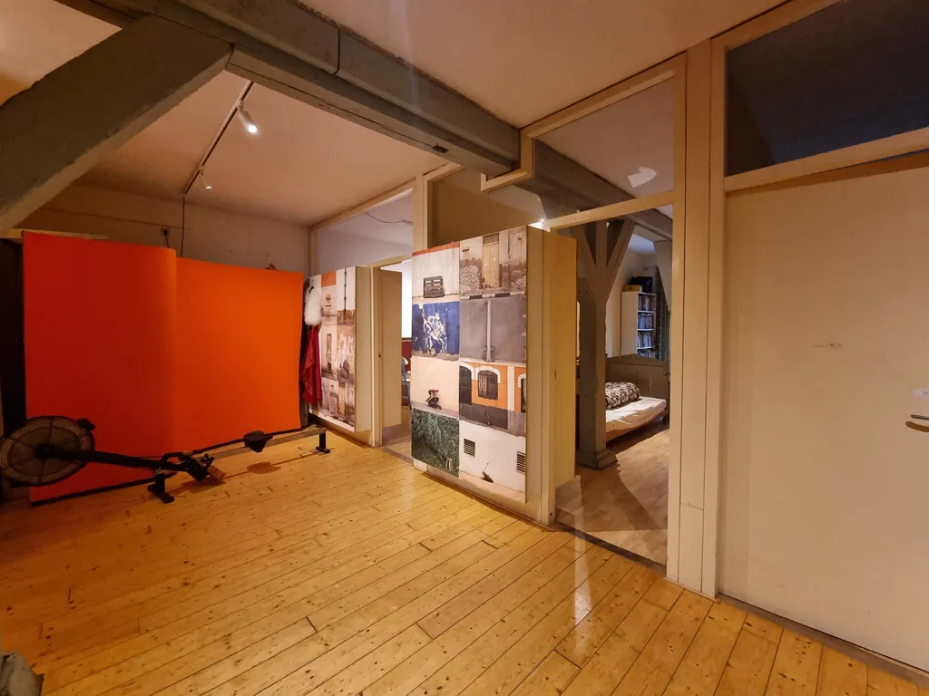 Pièces - Ground Floor Apartment with Canal View in Amsterdam