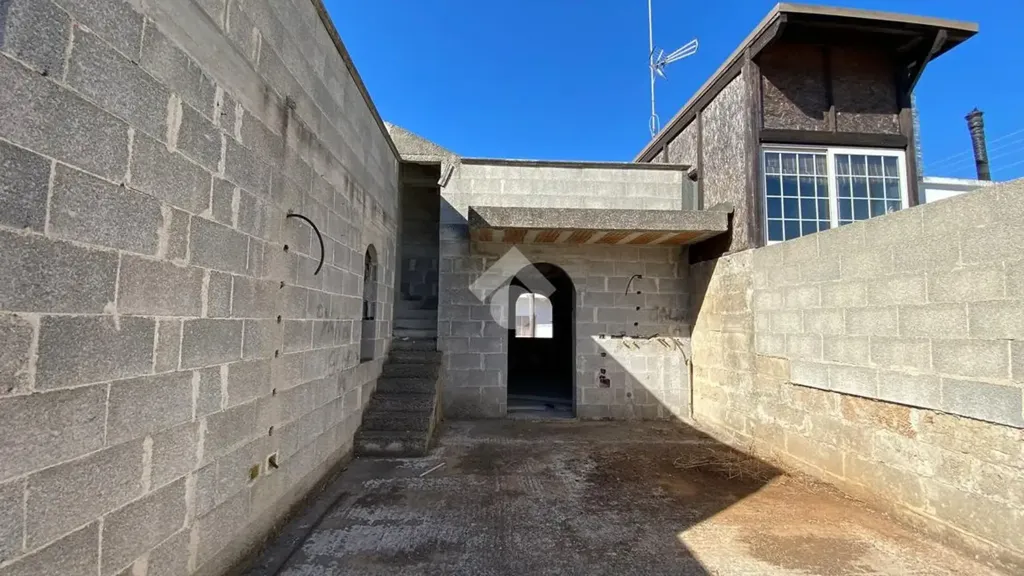 Aed - Rustic Villa with Garden in Alliste