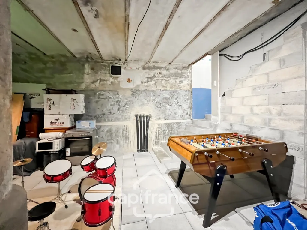 Toad - Contemporary House with Pool in La Garde