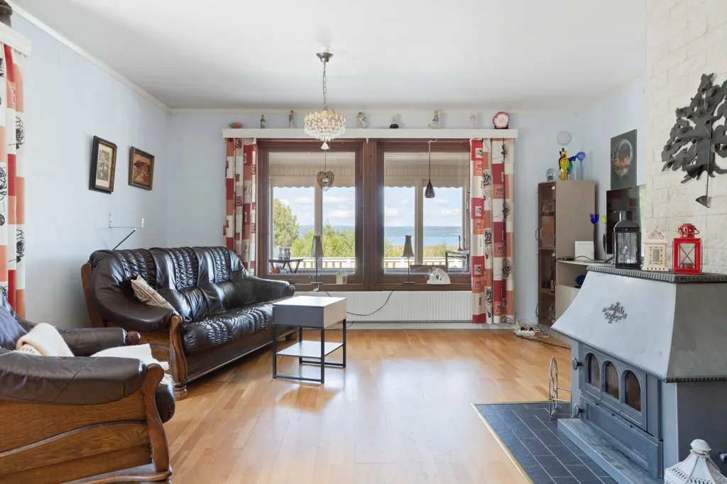 Séjour - Spacious Bungalow with Sea View in Alnö