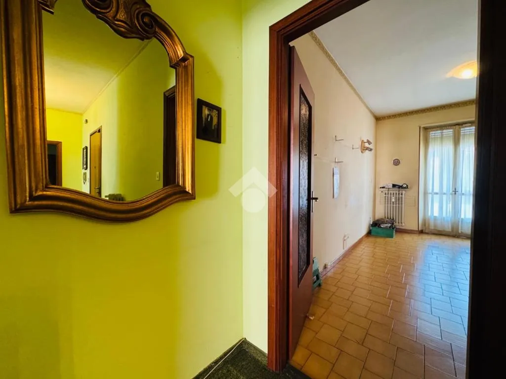 Entrée - Central 5-Bedroom Apartment in Rivoli