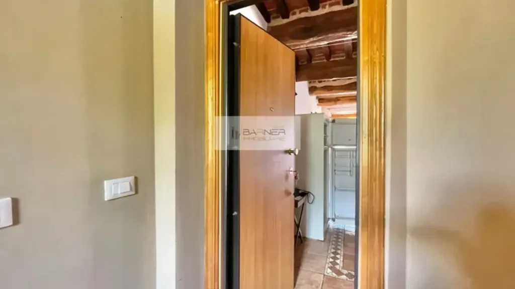 Entrée - Rustic-Style Flat with Private Garden in Camaiore