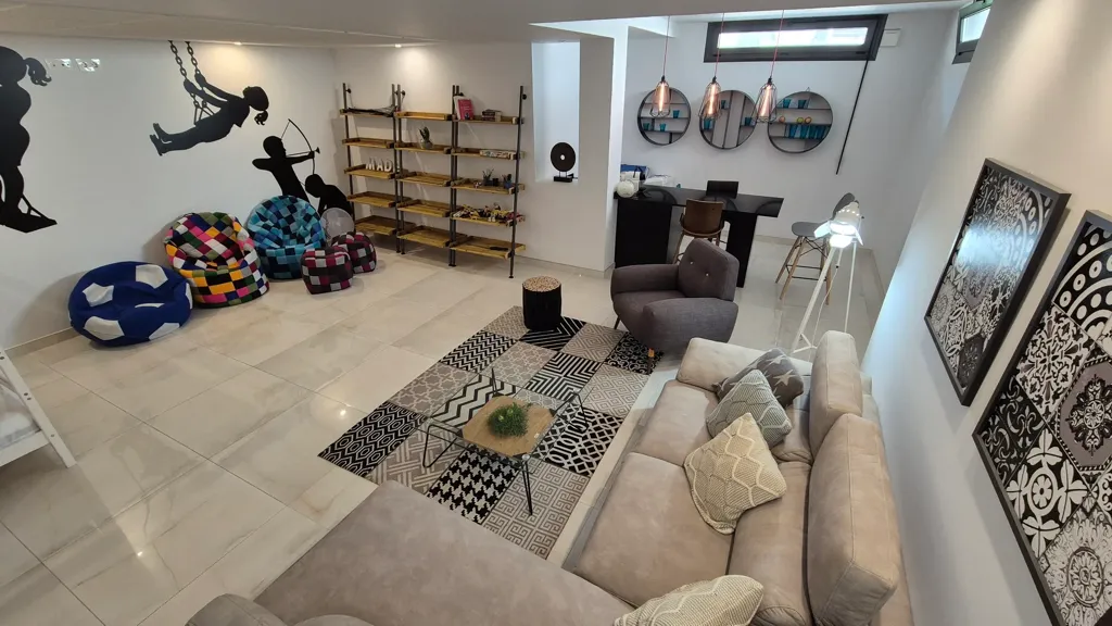 Toad - Luxury Villa with Pool in Torrevieja