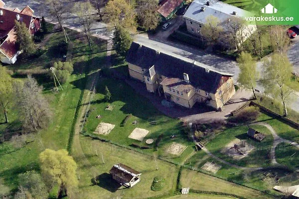 Vista aerea - Historic Courthouse with Garden in Palamuse