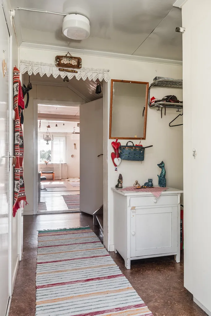 Esik - 1½-Storey Villa with Garden in Junsele
