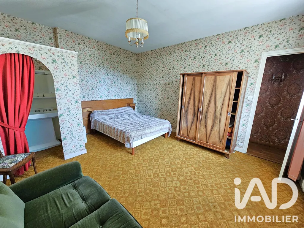Chambres - Maison de Caractère avec Terrasse à Satillieu