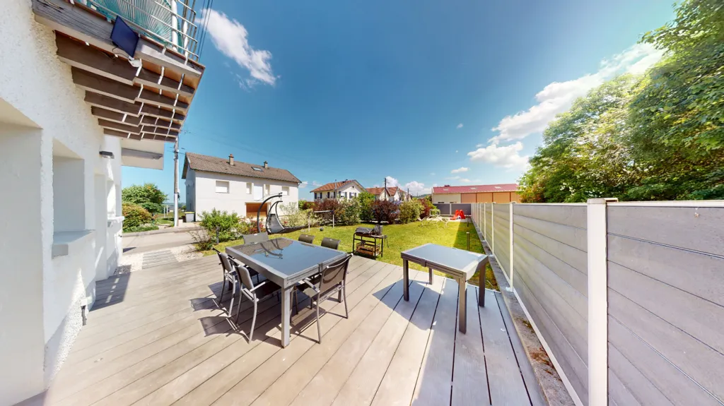 Terrass - Modern House with Cathedral Ceiling in Damprichard