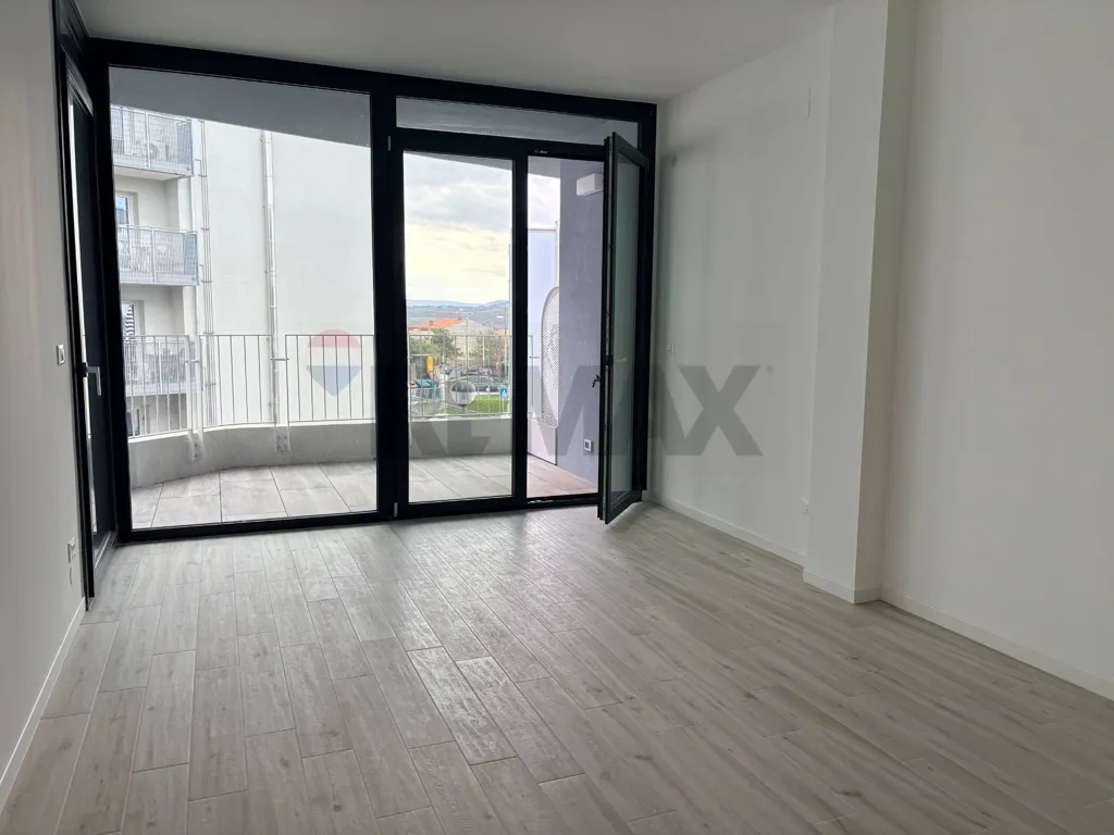 Stanze - Modern Triplex with Terraces in Trieste