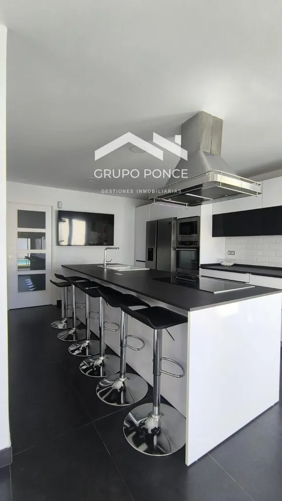 Köök - Semi-Detached House with Pool in Este-Delicias
