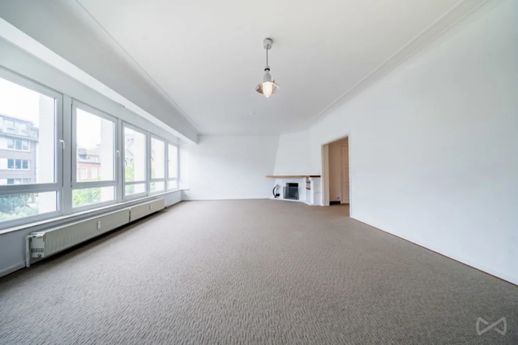 Séjour - Appartement 2 Chambres avec Bureau près du Bois de la Cambre