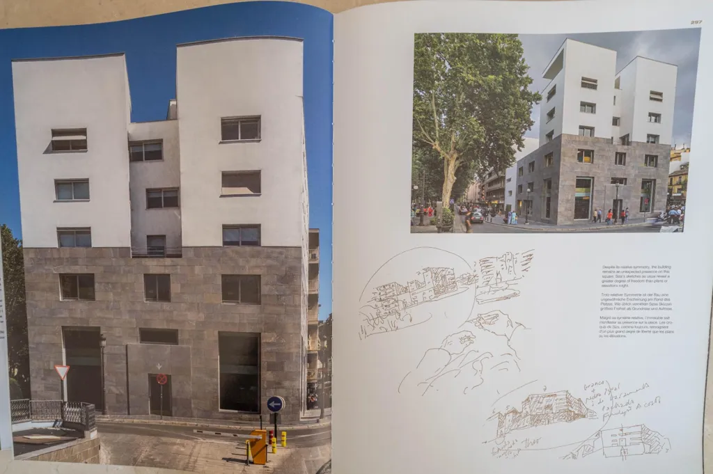 Luxury Apartment with Zaida Building in Granada