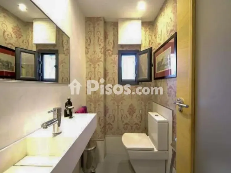 Bathrooms - Chalet with Pool in El Fargue, Granada