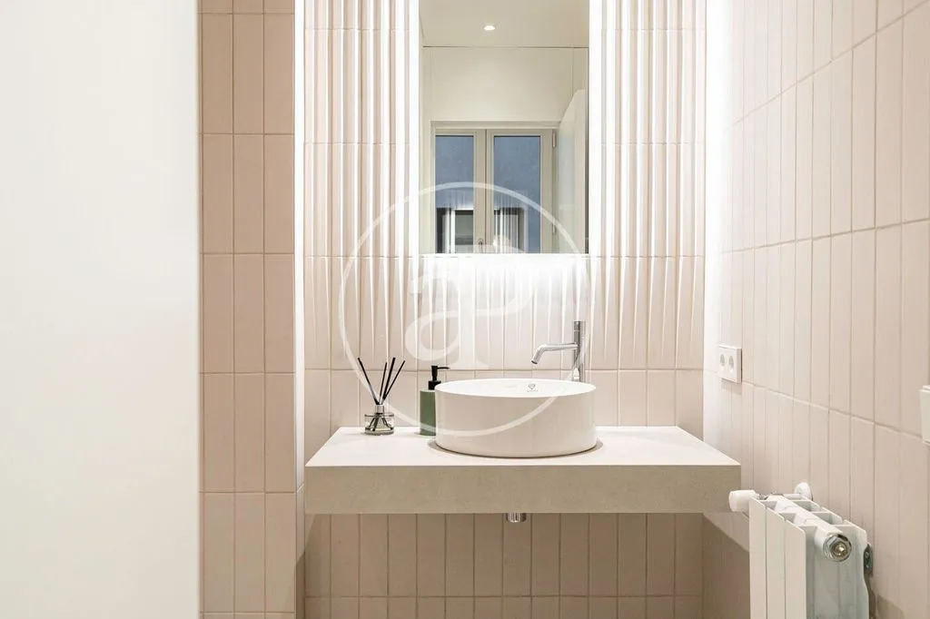 Bagni - Luxury 2-Bedroom Apartment in Eixample, Barcelona