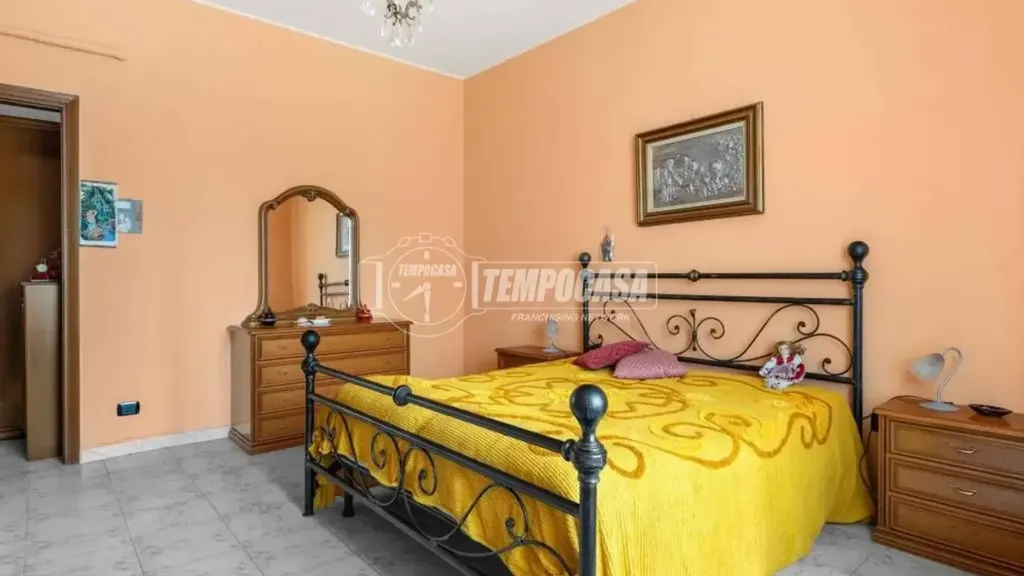 Chambres - Trilocale with Central Location in Milan