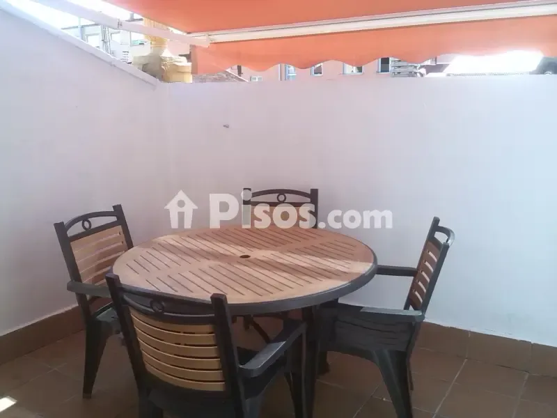 Terrasse - Bright Duplex Apartment with Terrace in San Pablo