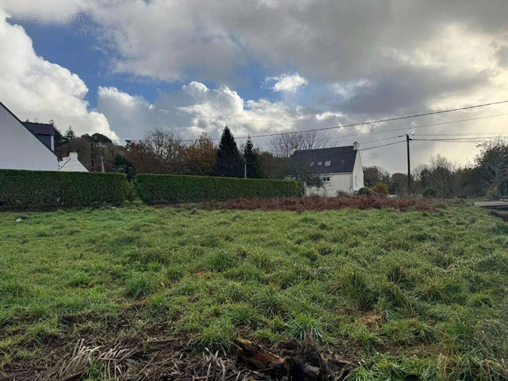 Jardin - Maison en Pierres avec Terrain à Landévant