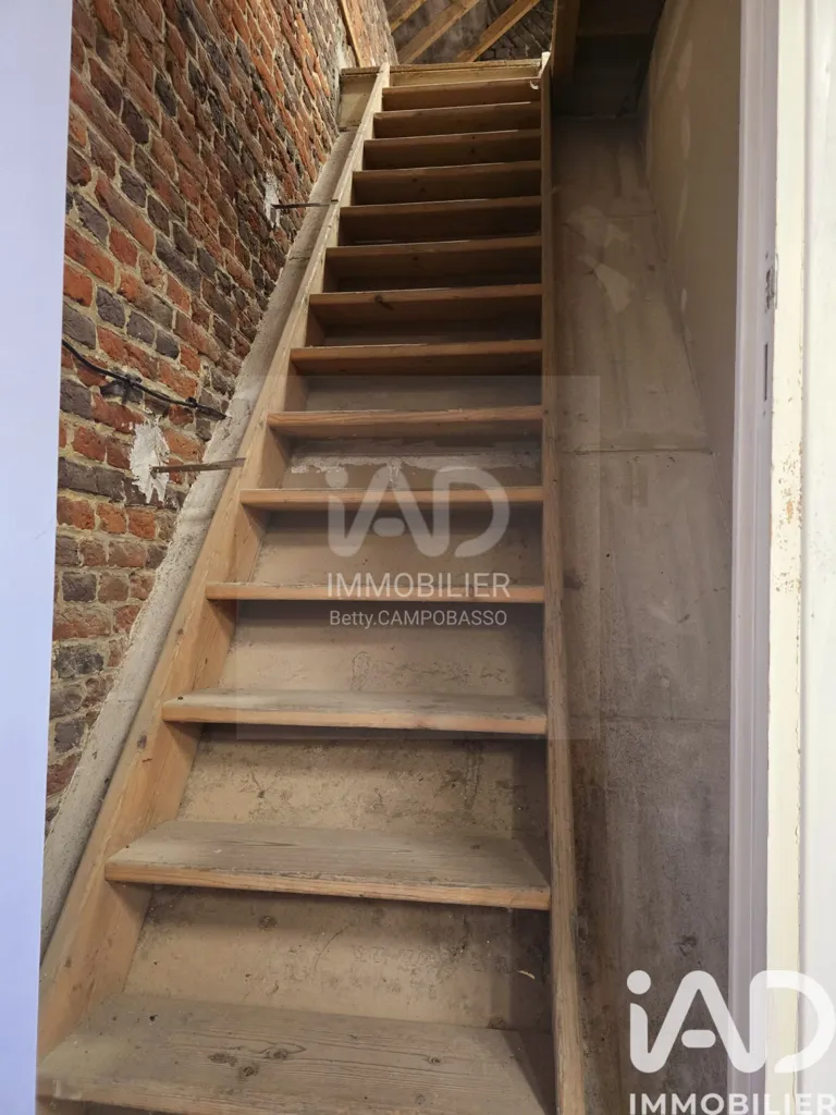 Stanze - Semi-detached House with Garden in Raismes