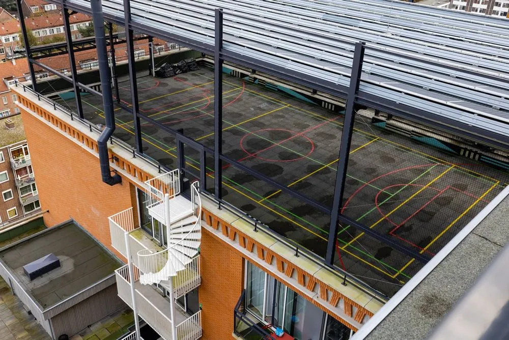 Õhuvaade - Studio Apartment with Balcony in Rotterdam