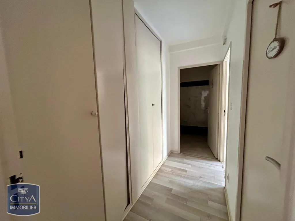 Stanze - 2-Bedroom Flat with Garden View in Belfort