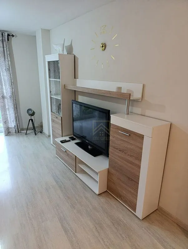 Elutuba - Apartment with Lift in Granja Poch Square, Torrelavega