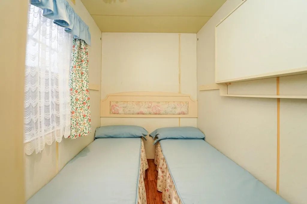 Magamistoad - Caravan House with Outdoor Kitchen in San Bartolomé