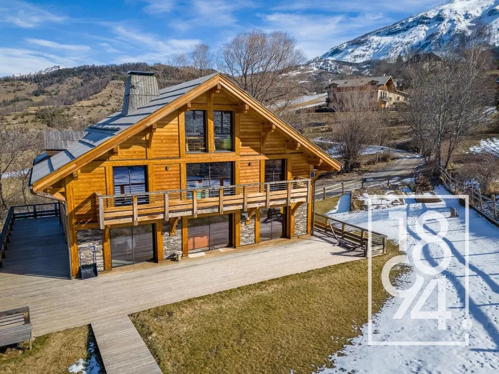 Vue aérienne - Chalet Récent avec Vue Panoramique à Enchastrayes