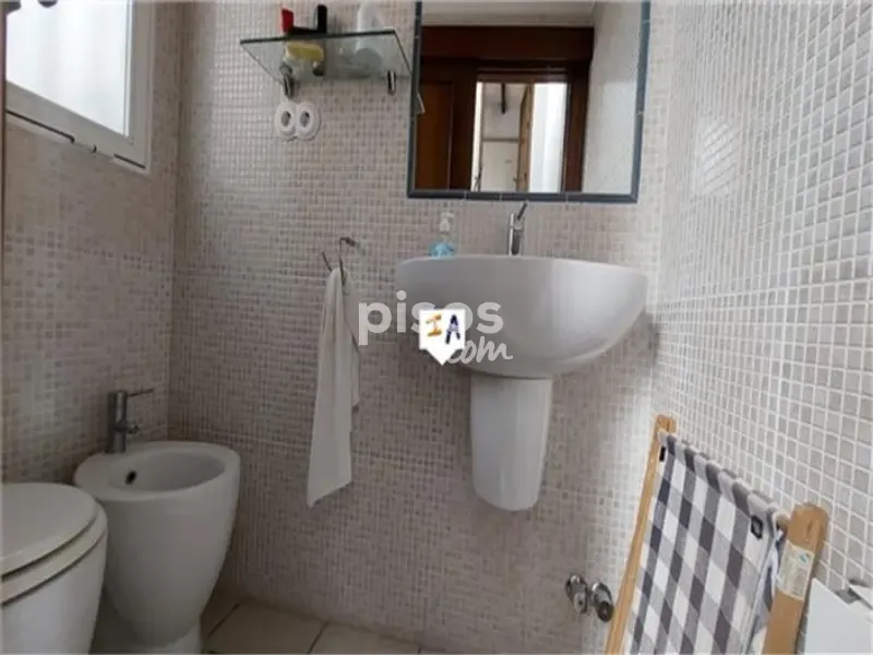 Vannitoad - Renovated House with Patio in Tózar, Moclín
