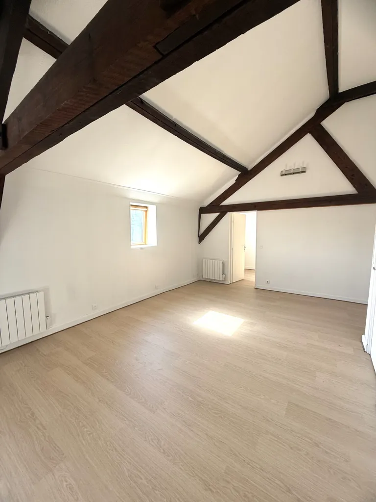 Pièces - Appartement T2 Lumineux à Courrières