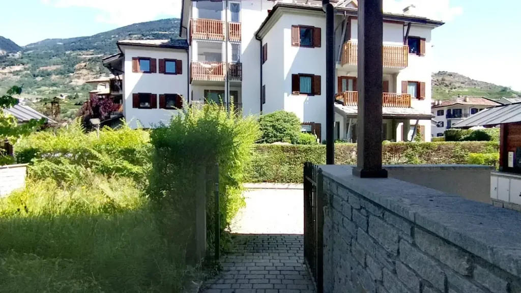 Välivaade - Luxury Villa with Private Garden in Saint-Pierre