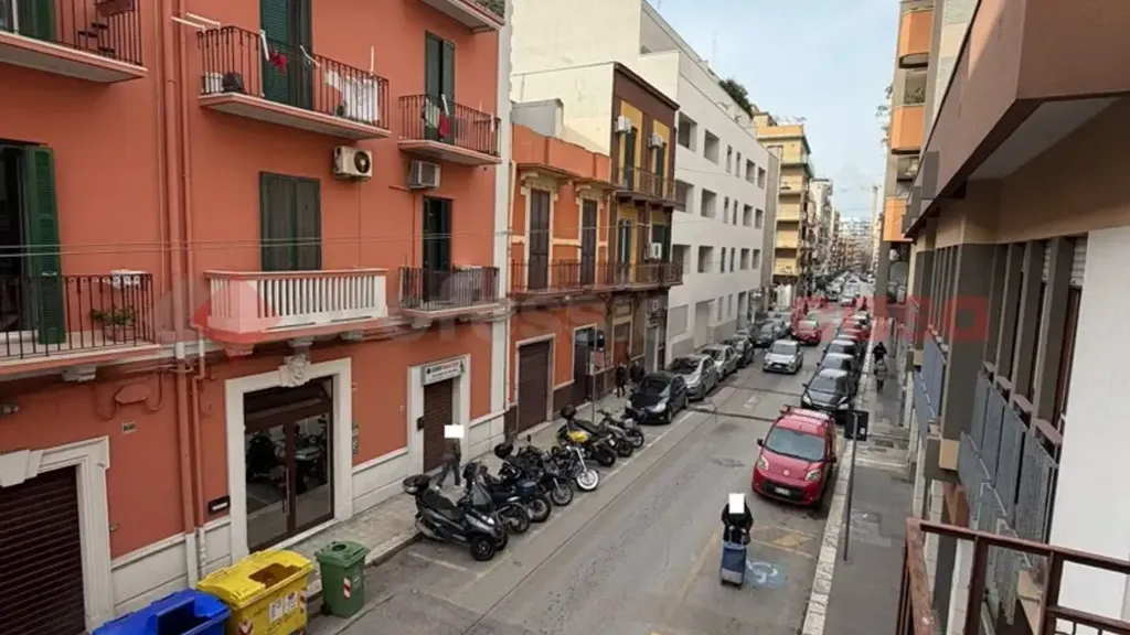 Välivaade - Quadrilocale with Balcony in Bari