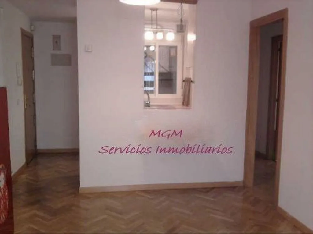Hallway - 2-Bedroom Flat with Balcony in Chueca