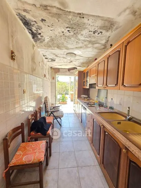 Kitchen - Single-Storey House to Renovate in Belpasso Centre