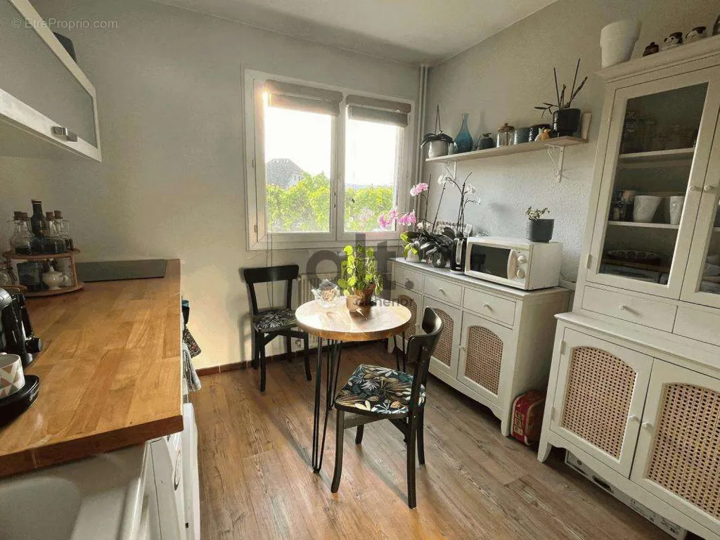 Köök - 3-Bed Apartment with Balcony in Meythet