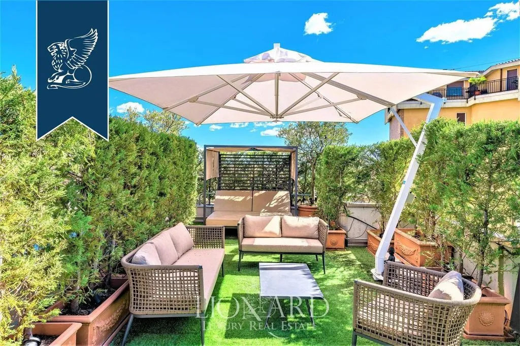 Terrass - Luxury Penthouse with Pool in Bergamo