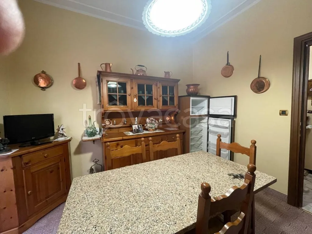 Salle à manger - Bright Apartment with Balcony in Pinerolo