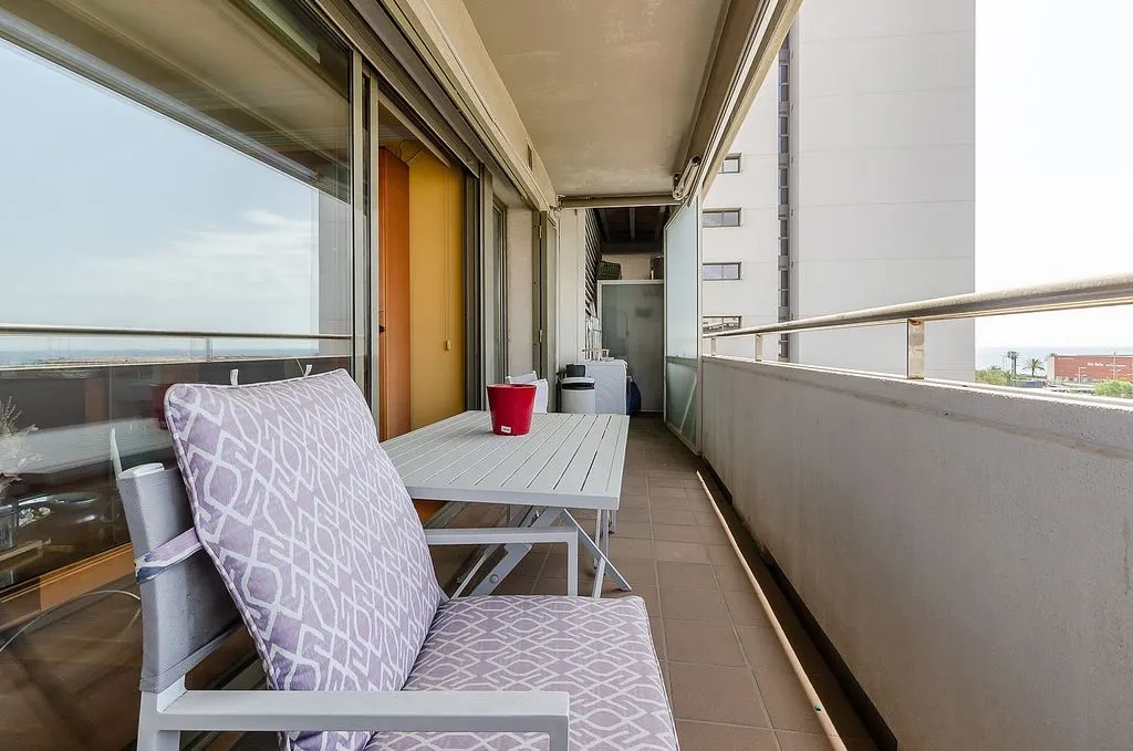 Rõdu - Apartment with Sea View Terrace in Diagonal Mar
