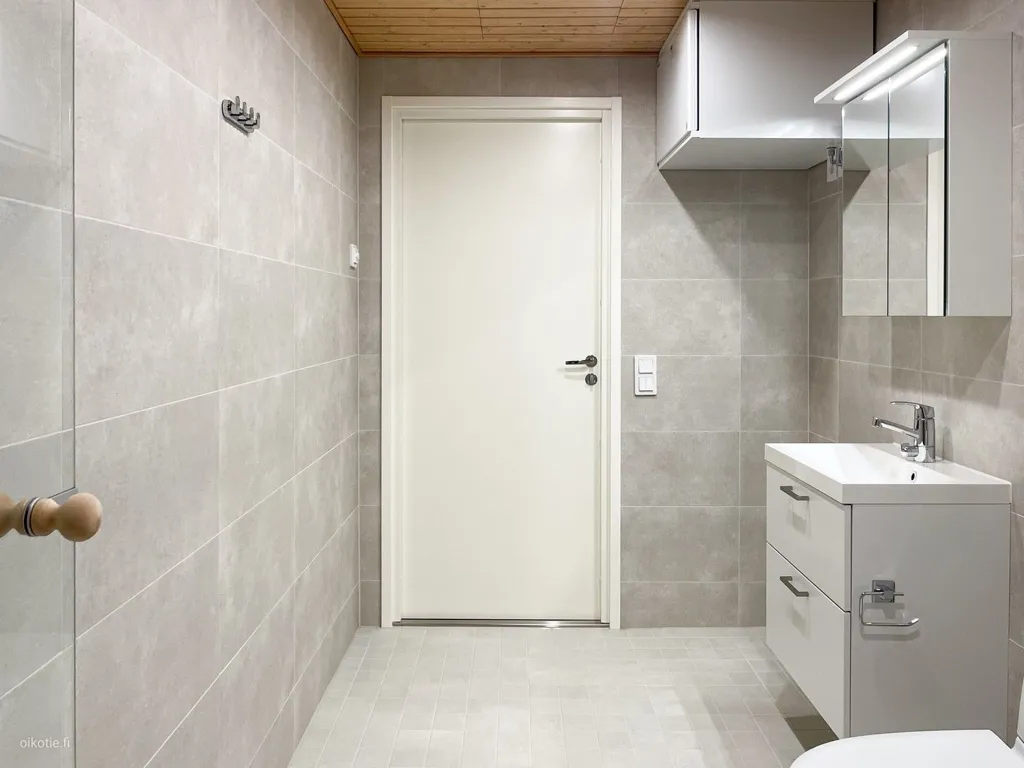 Bagni - Modern Flat with Lake View in Lahti