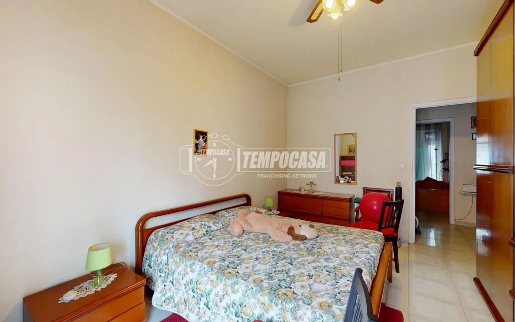 Bedrooms - Bright Two-Bedroom Apartment with Balcony in Turin