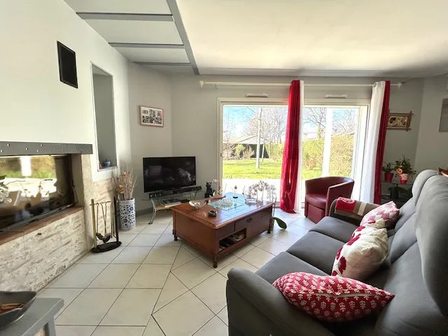 Maison 4 pièces à Saint-Étienne-de-Tulmont