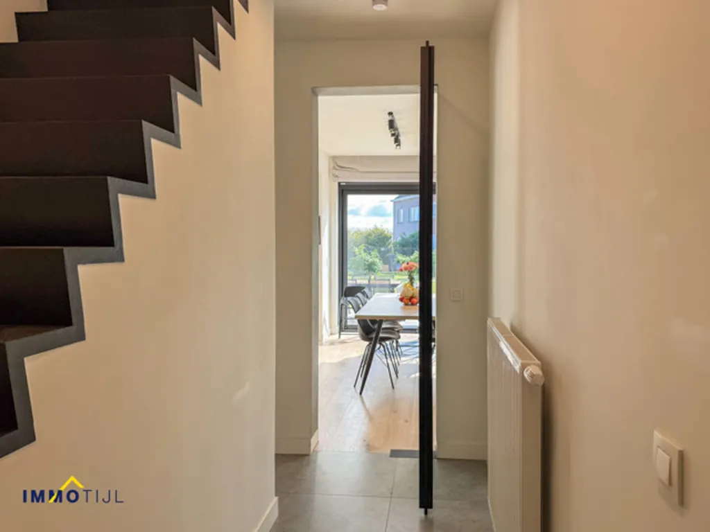 Esik - Fully Renovated House with Garden in Aalst Hofstade