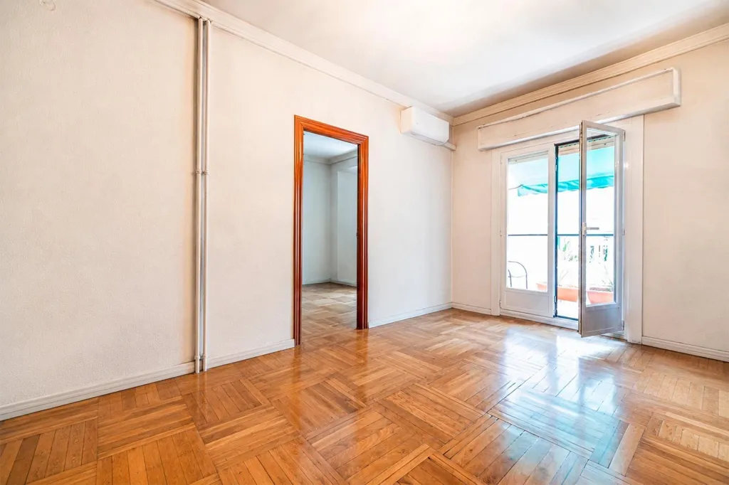 Pièces - Apartment with Terrace in Guindalera, Madrid