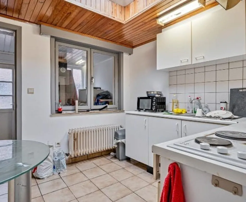 Cucina - Income-Generating House with Studio in Eeklo