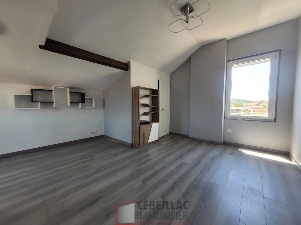 Habitaciones - 8-Piece House with Pool in Les Martres-de-Veyre
