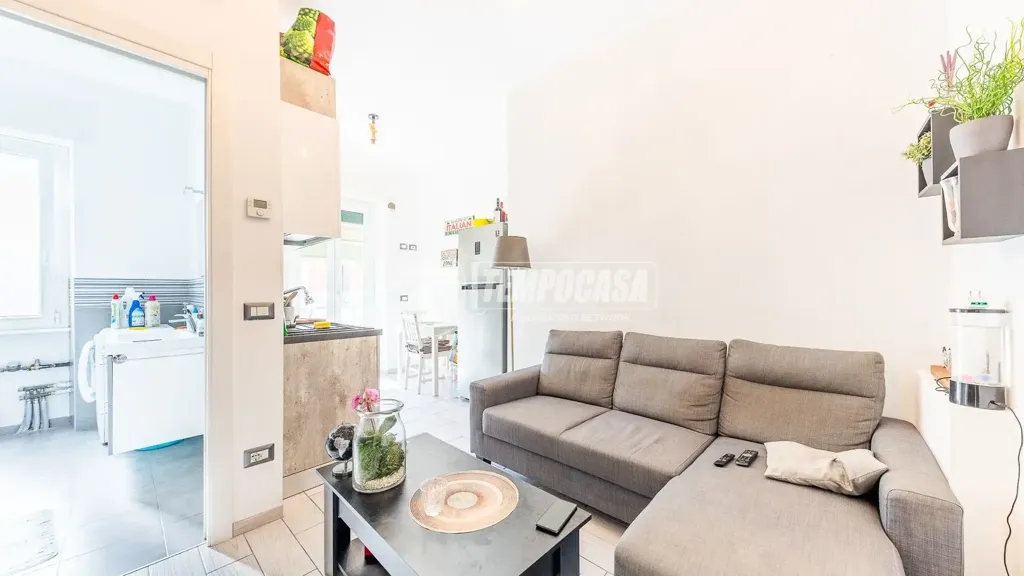 Elutuba - Ristrutturated Flat with Balcony in Rome