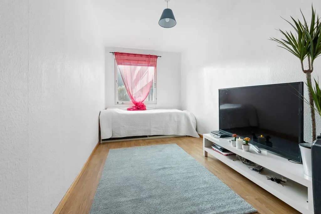 Chambres - 2-Bathroom Flat with Garden in Akalla