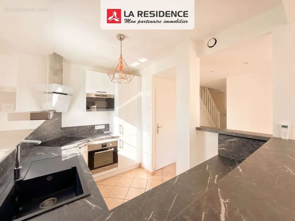 Cucina - Duplex with Terrace in Herblay