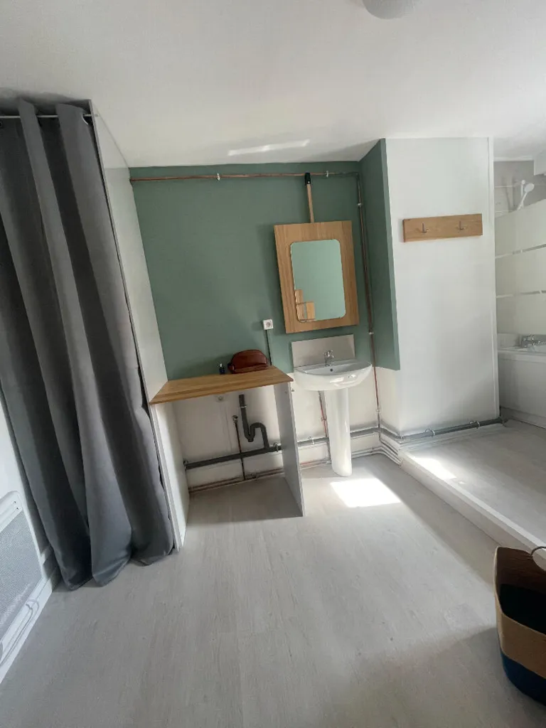 Salles de bain - Appartement Neuf et Meublé à Autun