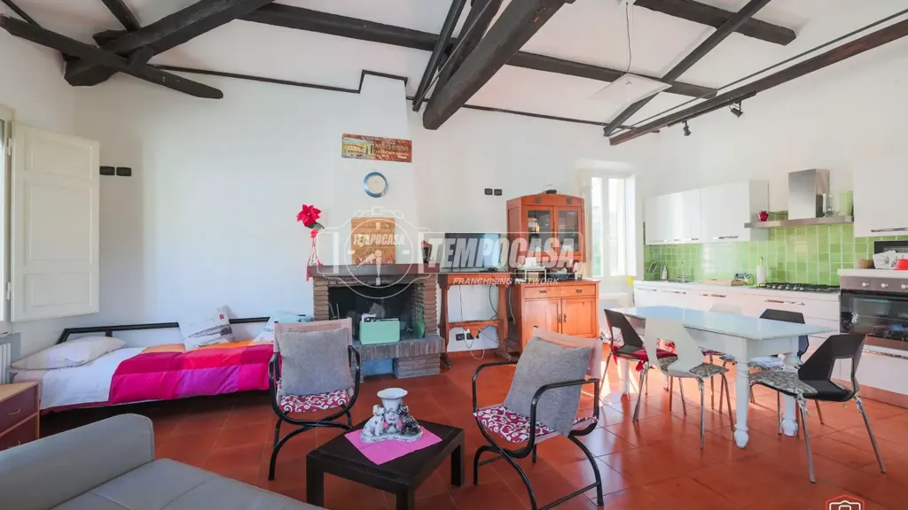 Elutuba - Independent House with Panoramic View in Predappio